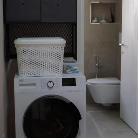 Kalpazo Myslym Shyri Apartment *