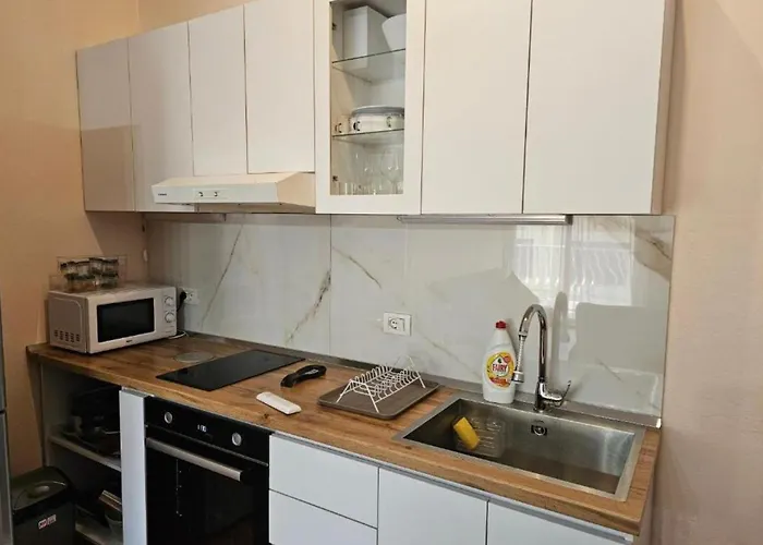 Kalpazo Myslym Shyri Apartment *